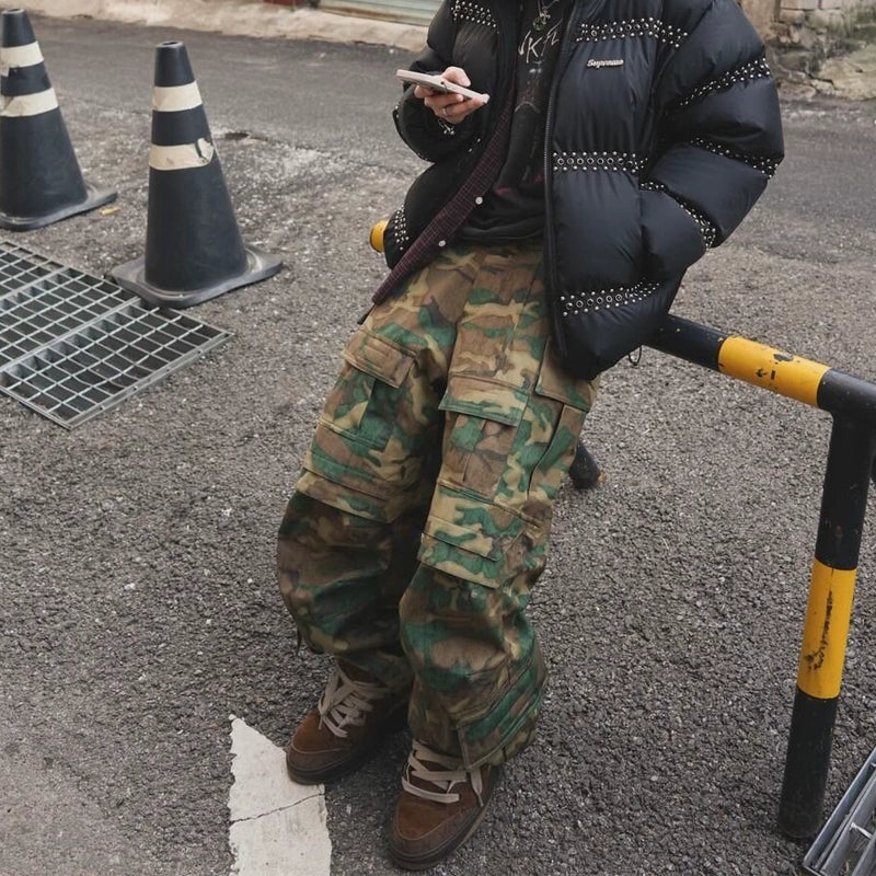 CAMOUFLAGE CARGO BAGGY PANTS