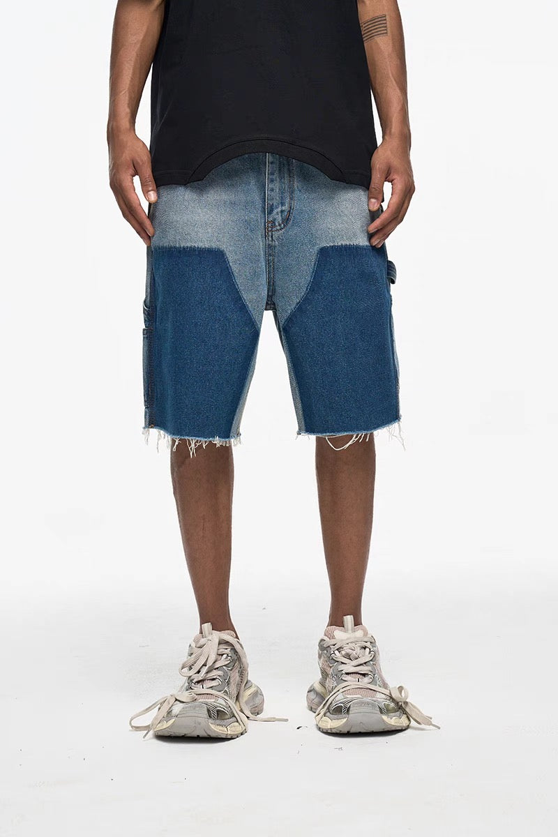 TWO KNEE DENIM SHORTS