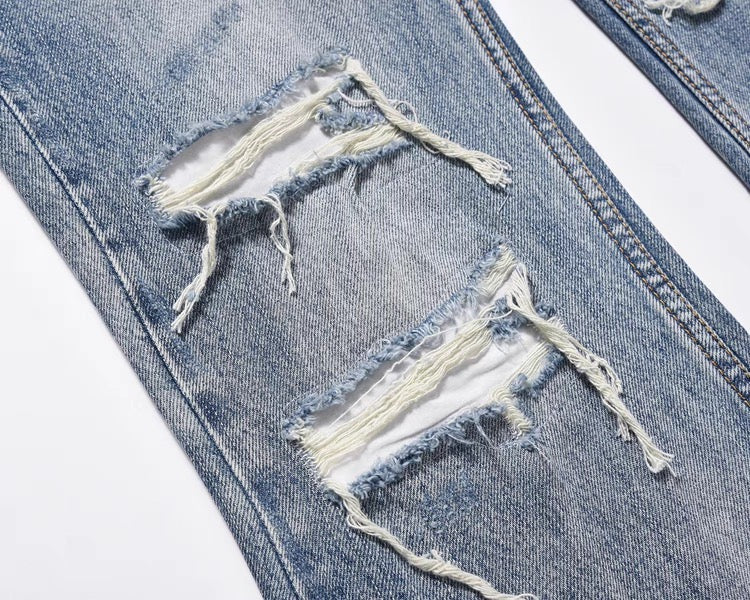 RIPPED LOSE DENIM