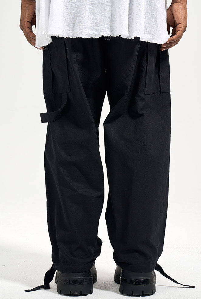 BLACK BAGGY CARGO PANTS